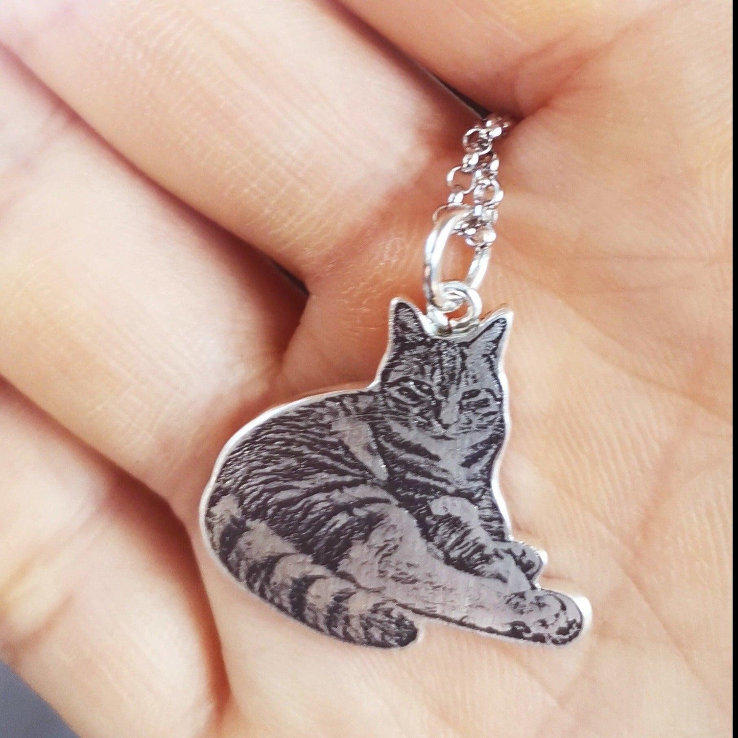 Silhouette Necklace - Customised with Pet Photo - Petomise NZ